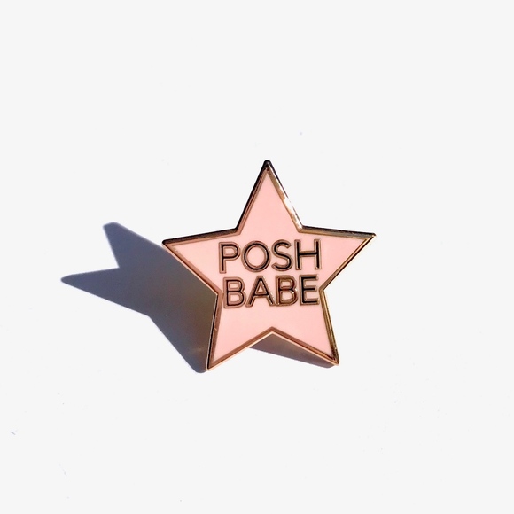 POSH BABE PIN 1” ROSE GOLD LIMITED EDITION ART NWT - Picture 2 of 8